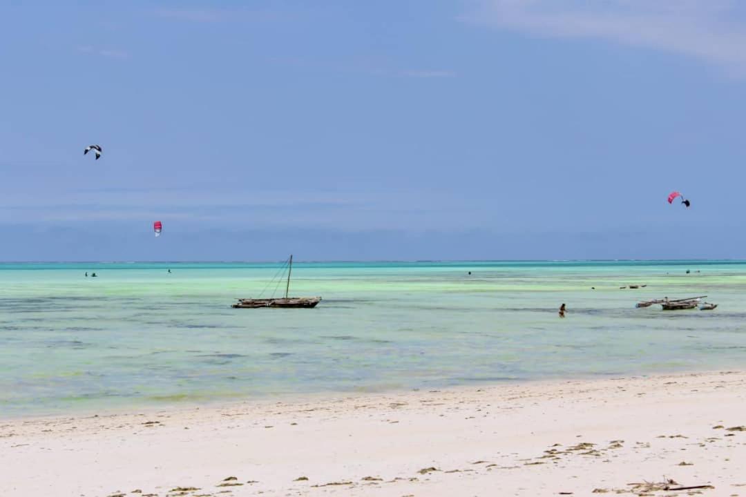 Pamoja Beach Stays Hotel In Jambiani Джамбиани Экстерьер фото