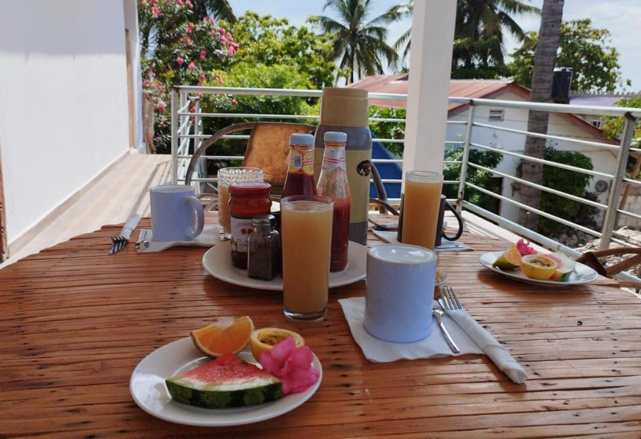 Pamoja Beach Stays Hotel In Jambiani Джамбиани Экстерьер фото
