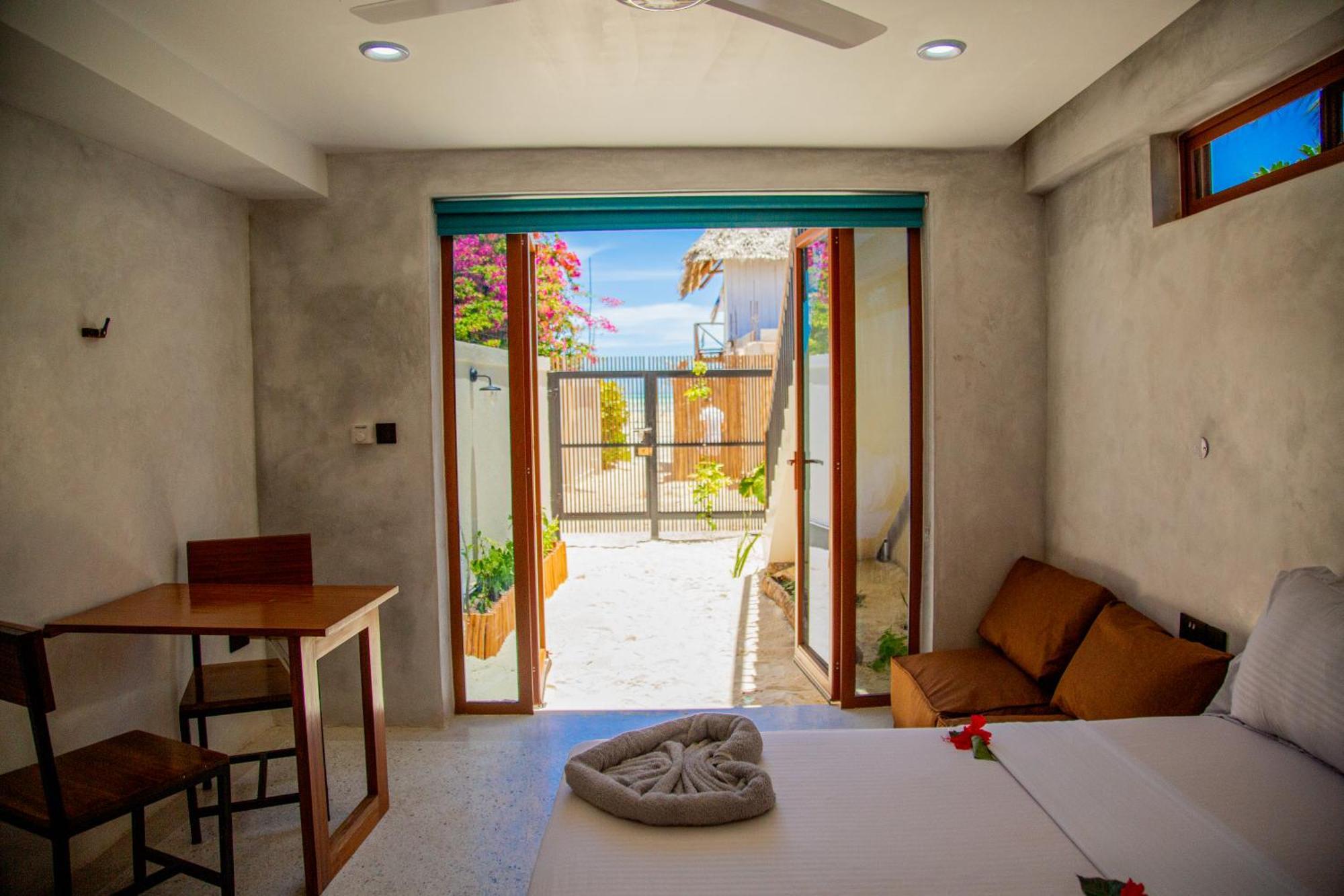 Pamoja Beach Stays Hotel In Jambiani Джамбиани Экстерьер фото