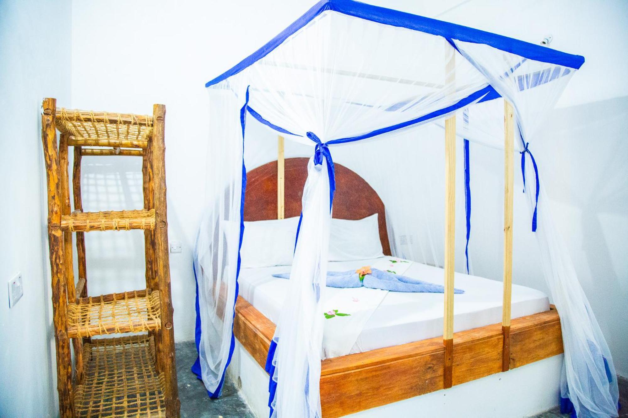Pamoja Beach Stays Hotel In Jambiani Джамбиани Экстерьер фото