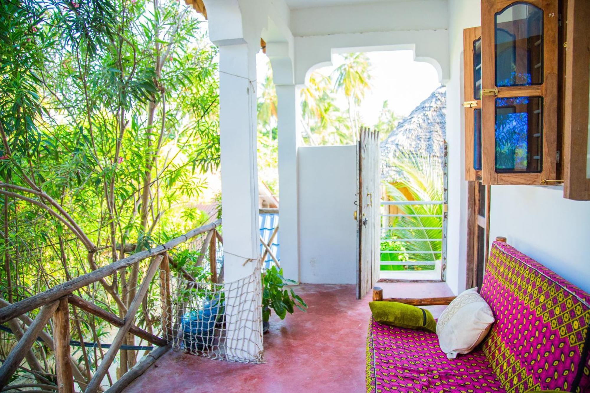 Pamoja Beach Stays Hotel In Jambiani Джамбиани Экстерьер фото