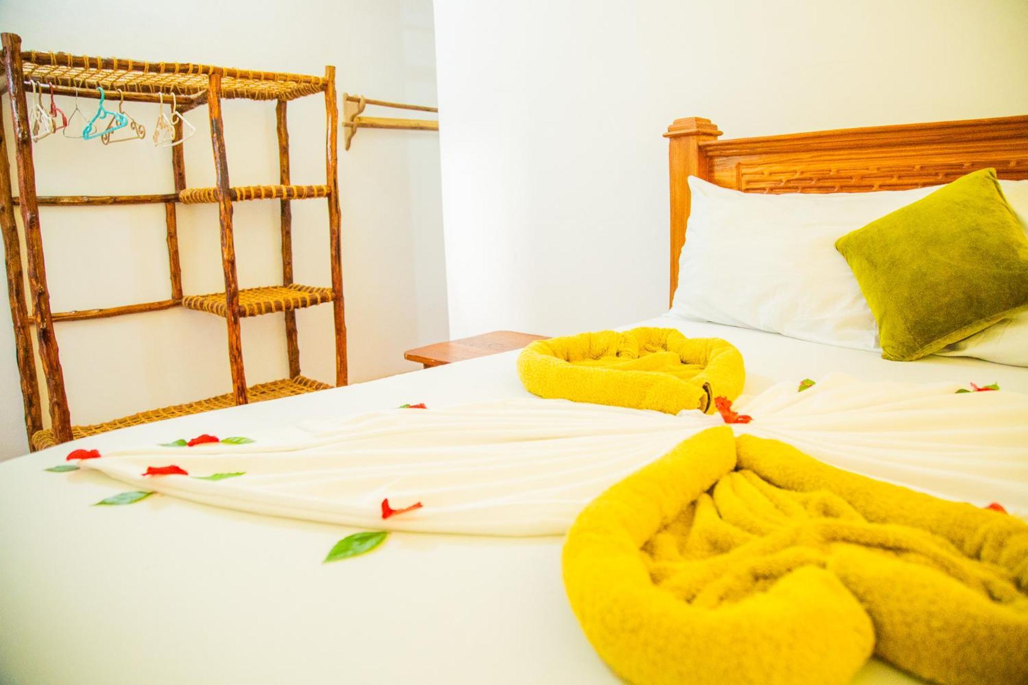 Pamoja Beach Stays Hotel In Jambiani Джамбиани Экстерьер фото