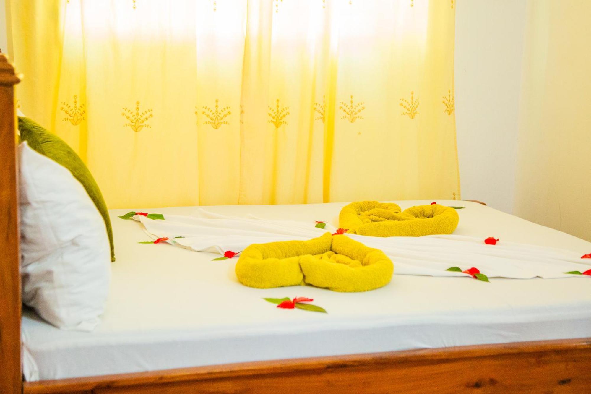 Pamoja Beach Stays Hotel In Jambiani Джамбиани Экстерьер фото